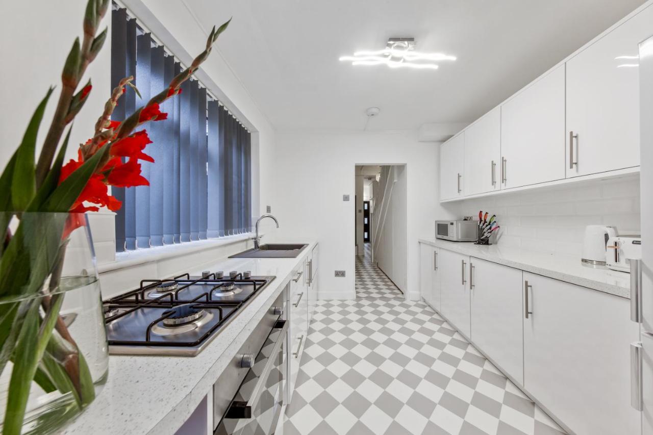 הוילה לונדון Stunning House מראה חיצוני תמונה